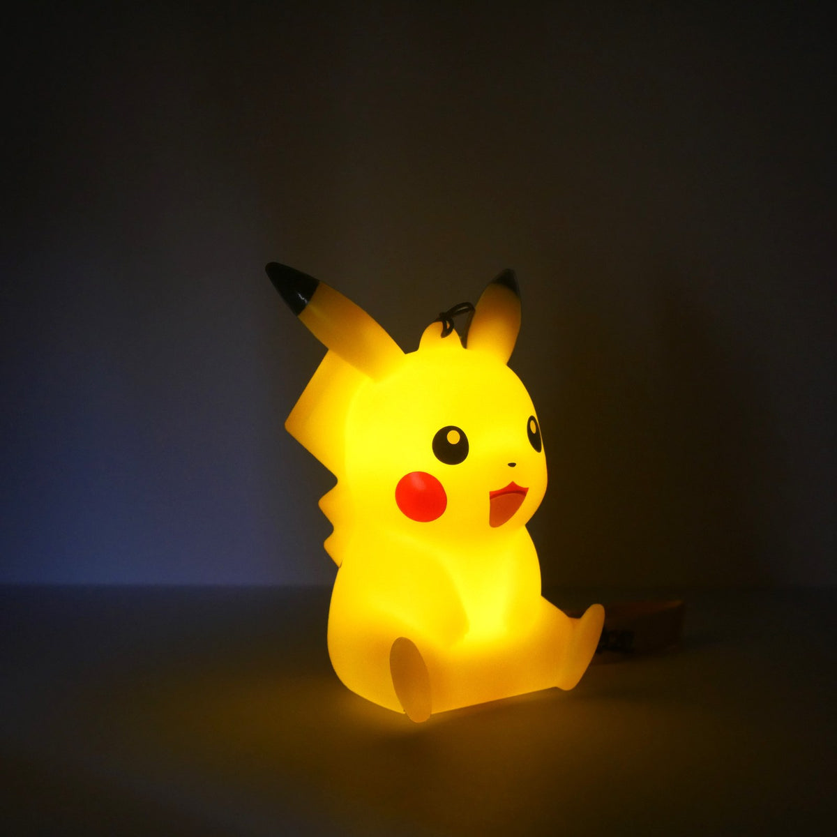 Figurine Lumineuse Pikachu 9cm - Pokémon